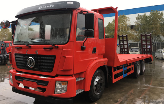 東風(fēng)后八輪平板車(chē)