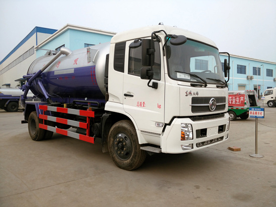 東風天錦10方吸污車