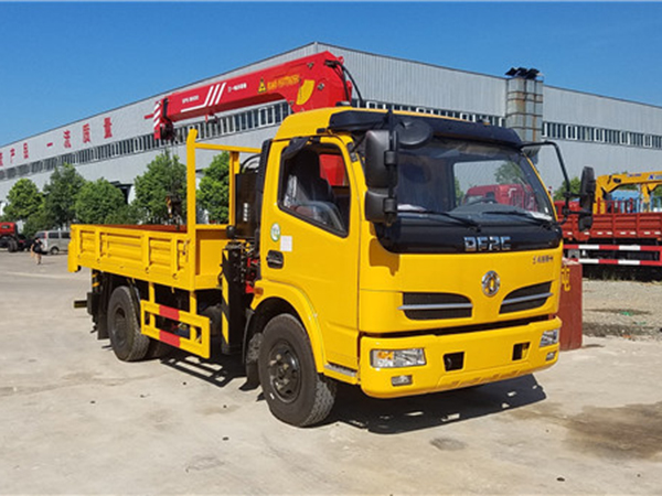 小型藍(lán)牌福瑞卡3.2噸隨車吊 小型藍(lán)牌福瑞卡3.2噸隨車吊