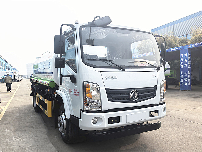 東風華神T1灑水車 東風華神T1灑水車