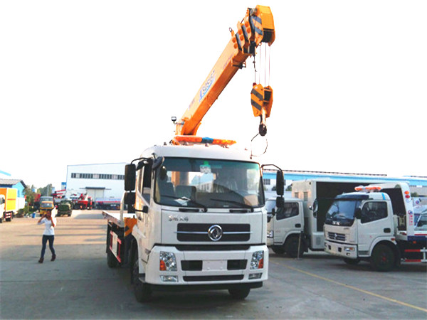 東風天錦平板帶吊清障車