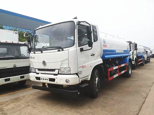 12噸灑水車(chē)價(jià)格，東風(fēng)新款天錦多少錢(qián)