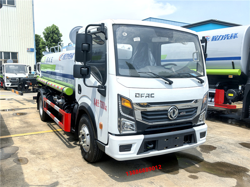 東風專致5噸灑水車