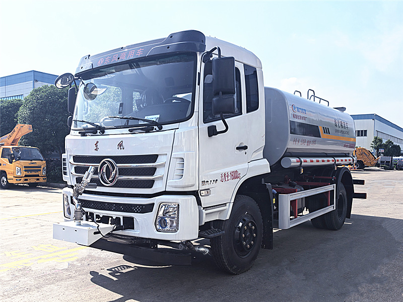 東風商用K6灑水車