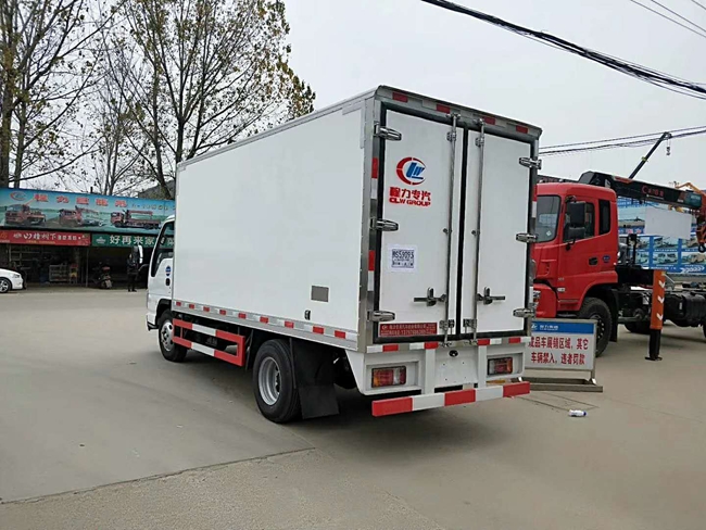 五十鈴國六冷藏車